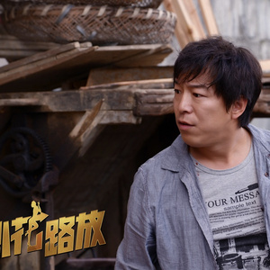 欧美高清色情电影黑白配HD播放
